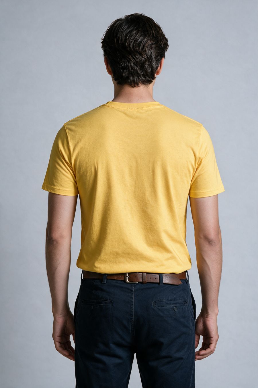 Eesan Adi Potri T-Shirt For Men - Half Sleeve