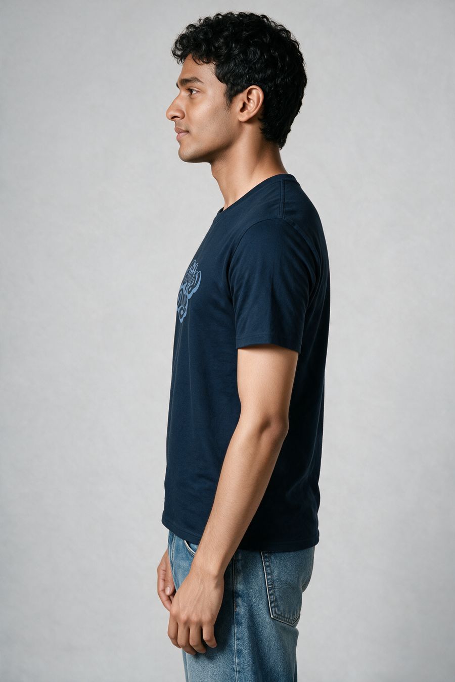 Magizhnthu Vaazh Tamil Typography T-Shirt — Navy